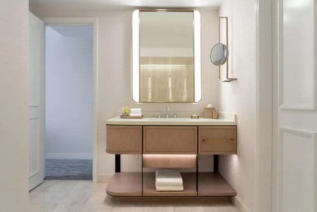 Deluxe, King Bed, Club Lounge Access, Club Tower, Accessible، The Ritz-Carlton Dallas, Las Colinas 6/6