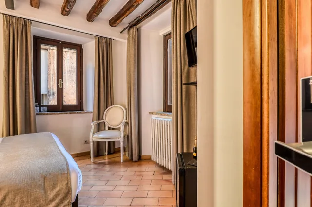 غرفة قياسية مفردة، Luxury Navona 4/12
