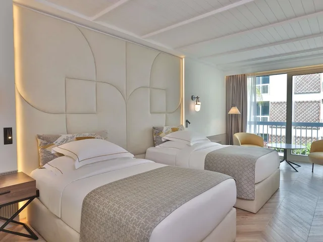 غرفة تنفيذية بسريرين منفصلين، Movenpick Hotel Beirut 5/10