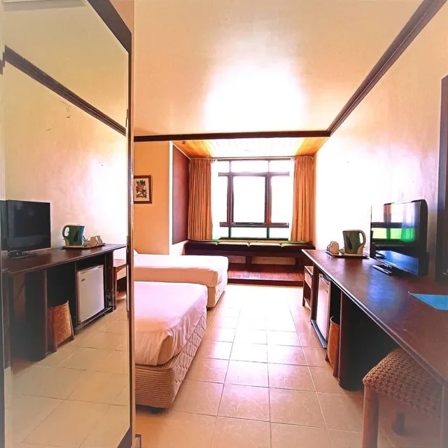 غرفة قياسية بسريرين منفصلين، Sutra Beach Resort Spa 3/4