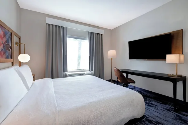غرفة بسرير كينج لذوي الإعاقة، Fairfield Inn & Suites by Marriott St. Paul Eagan 1/9