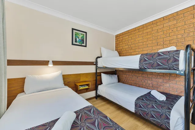 غرفة بغرفتي نوم، CASTLREAGH MOTOR INN 2/2