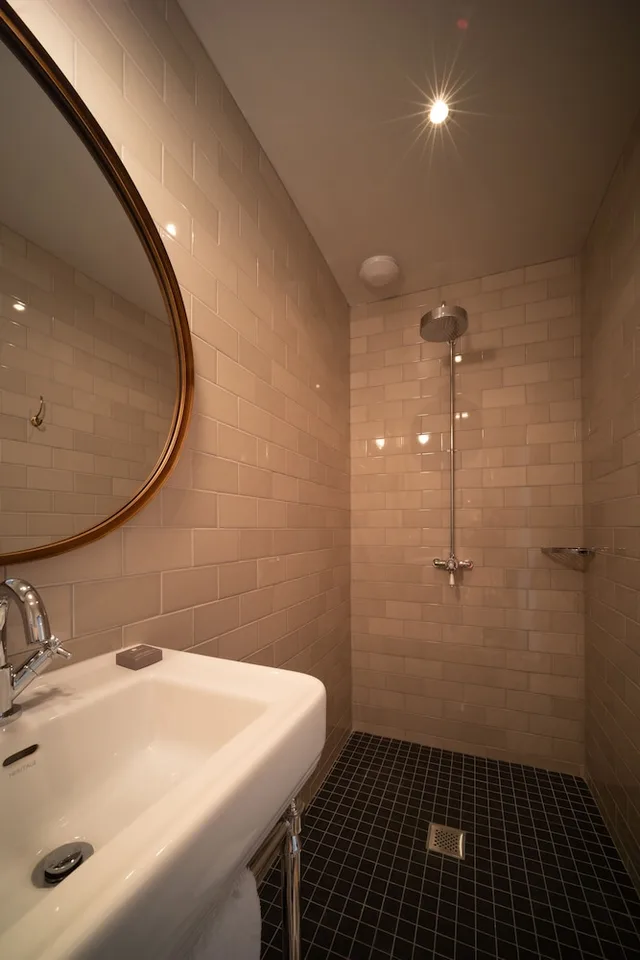 Comfy, King Bed، Eleven Didsbury Park 3/8