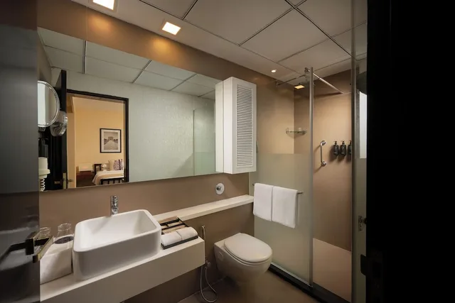 جناح بسرير مزدوج بشرفة بغرفة نوم واحدة، Grand Mercure Bangalore An Accor Hotels Brand 7/10