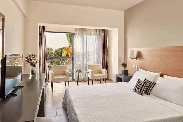 Comfort, Double Bed, Garden View, No Balcony، All Senses Ocean Blue Sea Side Resort By Anayia All Inclusive Resorts 1/4