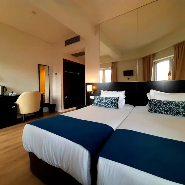 Superior, Double or Twin Bed, Balcony, Lisbon City Hotel 1/8