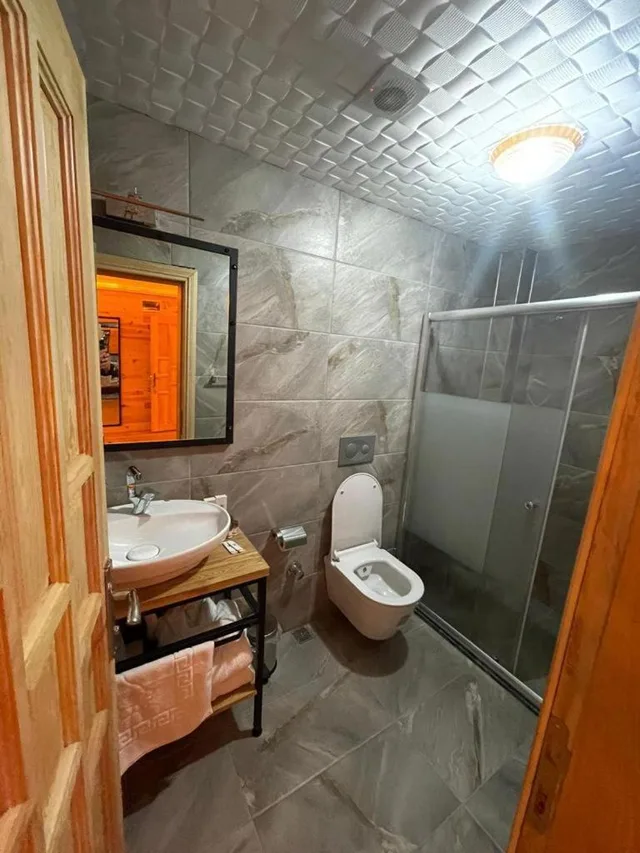 غرفة ديلوكس بسرير مزدوج أو سريرين منفصلين بإطلالة على النهر، Yamacda Suit Otel 5/5