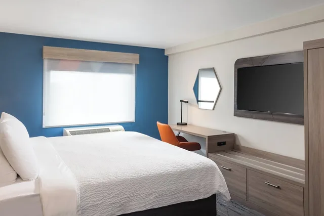 غرفة قياسية بسرير كوين، Holiday Inn Express Portland South - Lake Oswego 3/8