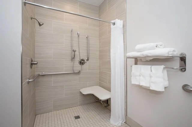 جناح بغرفة نوم واحدة، Holiday Inn Express Hotel Suites Amarillo 3/5