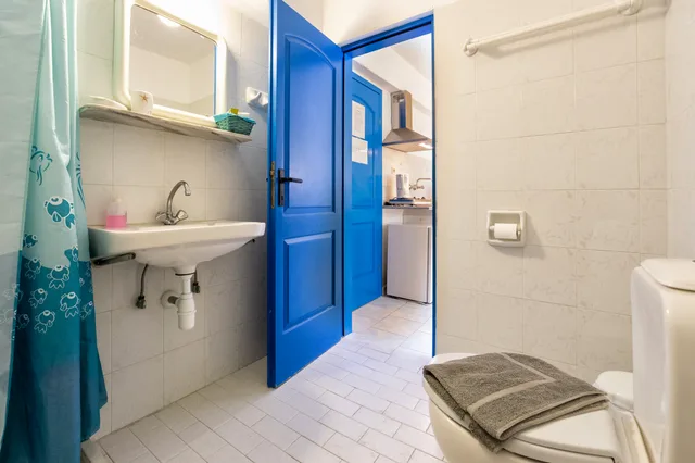 Semi Basement, Economy, Studio, No View، Stratos Apartments and Studios 9/20