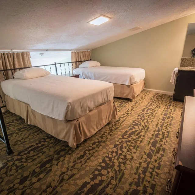 لوفت عائلي، Fox Ridge Resort 6/9