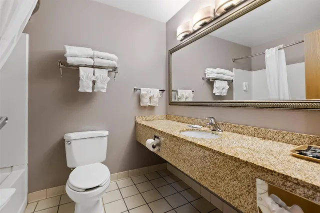 Room, 2 Queen Beds, Quality Inn near Monument Health Rapid City Hospital 4/4