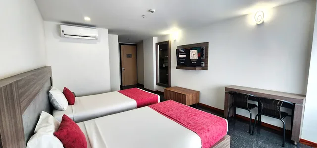 غرفة قياسية بسريرين منفصلين، Hotel BE Suites Cali 1/10