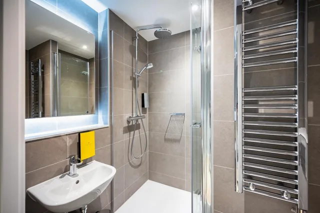 استوديو بسرير كوين لذوي الإعاقة، Staycity Aparthotels Dublin City Centre 3/5