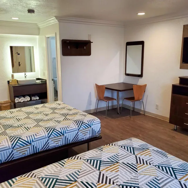Room, Quadruple, Accessible, Studio6 National City, CA - Naval Base San Diego 3/7