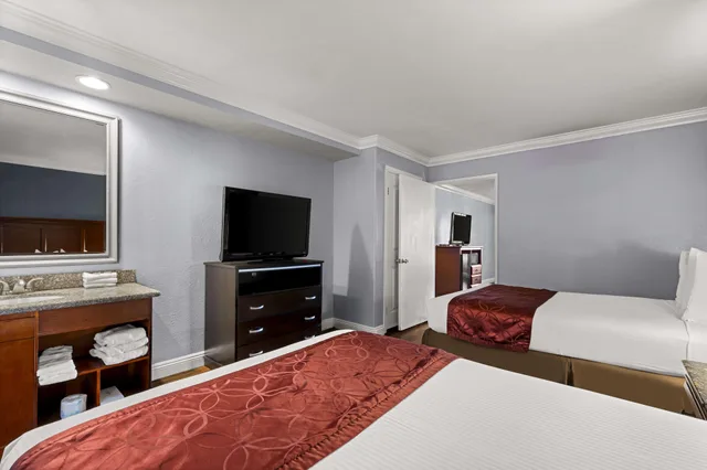 Standard, Double Bed, Best Western Moreno Hotel & Suites 4/6
