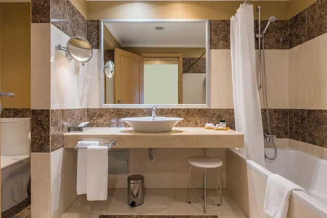 غرفة كلاسيكية بسرير مزدوج أو سريرين منفصلين بإطلالة على المدينة، Pestana Carlton Madeira 8/10