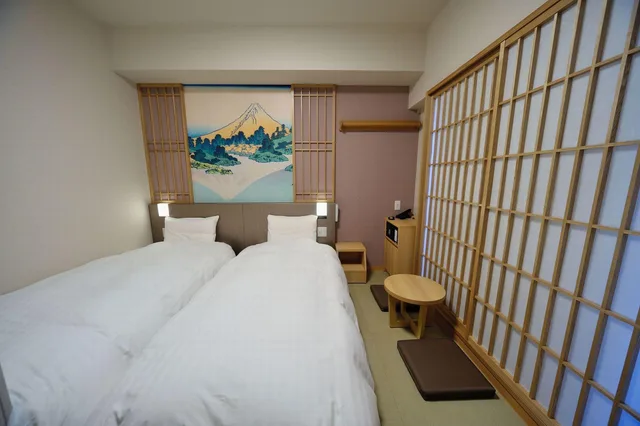 غرفة يابانية بسريرين مزدوجين، Dormy Inn Akihabara 1/1