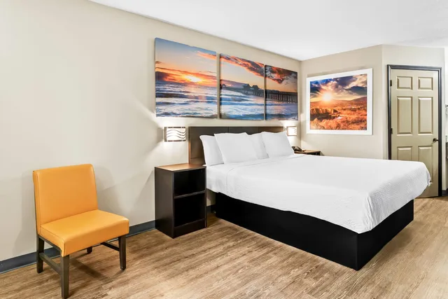 غرفة ديلوكس بسريرين مزدوجين، Days Inn By Wyndham Spartanburg 2/5