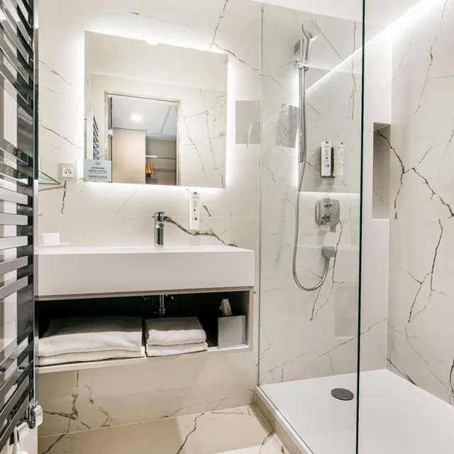 جناح جونيور بسرير مزدوج أو سريرين منفصلين، Hotel International Brno 5/6