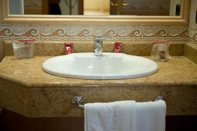 Room, Double or Twin Bed, Hotel La Maruxina 7/8