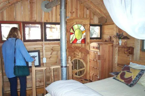 Romantic, Tree House، Sycamore Avenue Treehouses 1/2