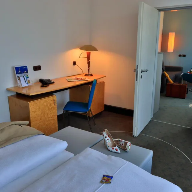 جناح جونيور مع أريكة، Hotel Am Terrassenufer 8/10