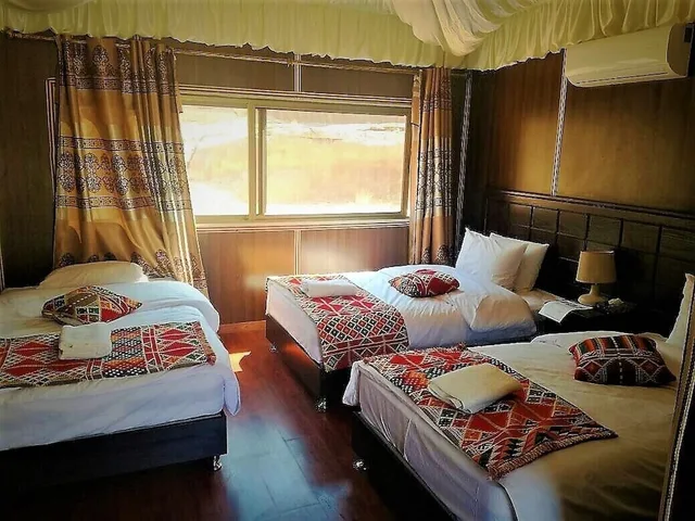 خيمة ديلوكس بثلاثة أسرّة، Wadi Rum Mazayen Camp 6/10
