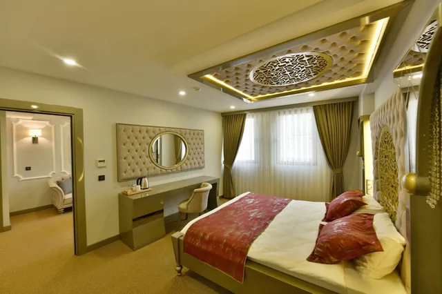 Suite, King Bed, Murphy Bed, Corner، G-Han Hotel 1/4