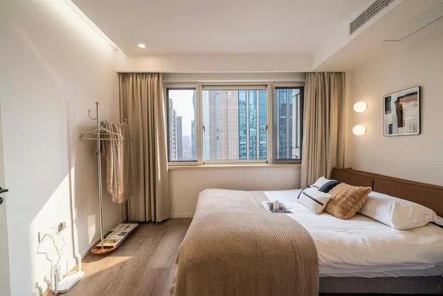 شقة إليت بسرير كوين وسريرين مزدوجين، Book and Bed-People's Square 3/10