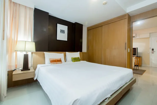 1 Bedroom, G, King Bed، Silom Convent Garden 2/10