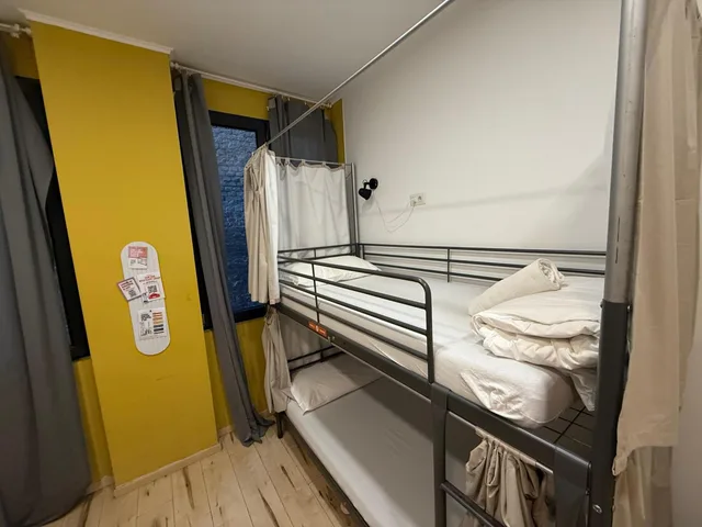 Mixed Dorm, 6 Beds, QUO Milano 2/4