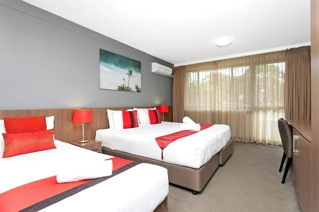 Standard, Single, 1 King and 1 Single Beds، Peninsula Nelson Bay 2/6