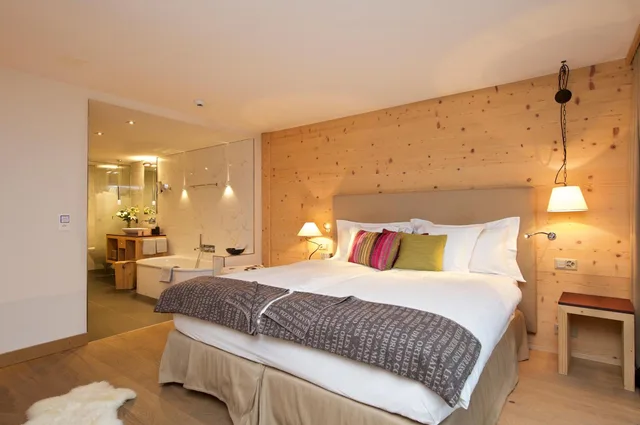 Garden, Double Bed, Balcony، Matterhorn Lodge Hotel and Appartements 5/10