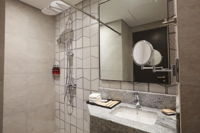 غرفة ديلوكس بسرير كوين، Mercure Mactan Cebu 6/6