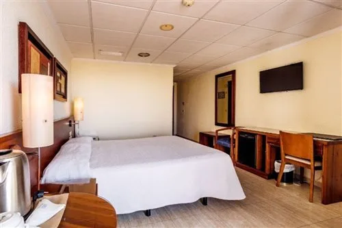 Room, Single, Double or Twin Bed، Masa International 1/2