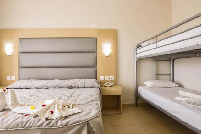 غرفة عائلية، Marathon Hotel 3/8