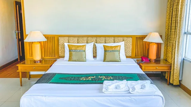جناح جونيور، K Park Grand Hotel 1/7