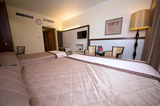 غرفة ديلوكس عائلية بإطلالة على البحر بشرفة، Al Khaleej Grand Hotel 10/10