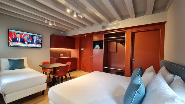 شقة استوديو بسريرين كوين في الملحق، Venice Michelangelo Hotel 7/10