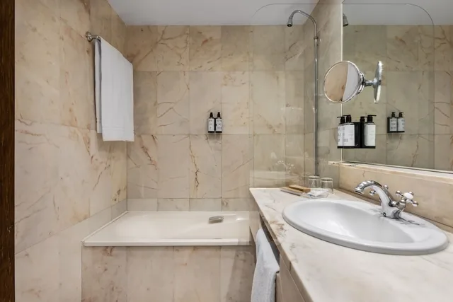 Room, Twin Beds, Crisol Meson Del Cid 6/7