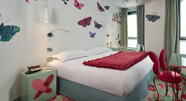 Deluxe, Double Bed, VICE VERSA 2/8