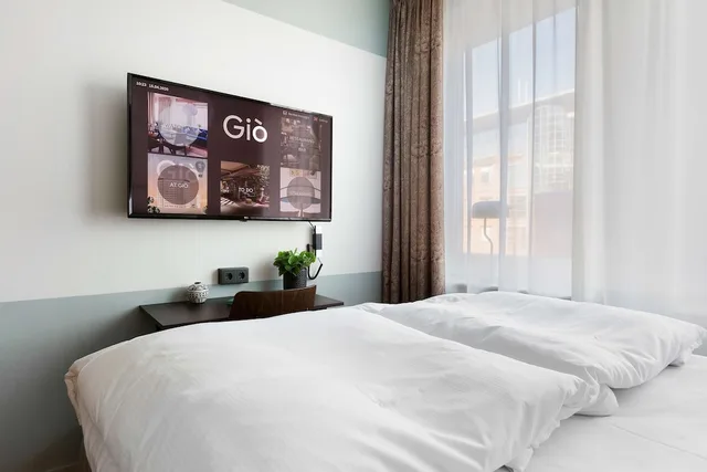 غرفة قياسية بسرير كوين، Hotel Gio, BW Signature Collection 2/4