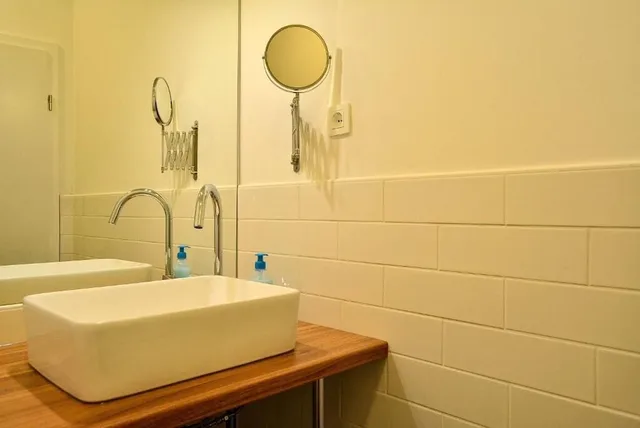 غرفة أساسية بسرير كوين، Golden B&B 4/6