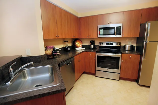 جناح ديلوكس بسرير كينج بغرفة نوم واحدة، Mizner Place At Weston Town Center 10/10