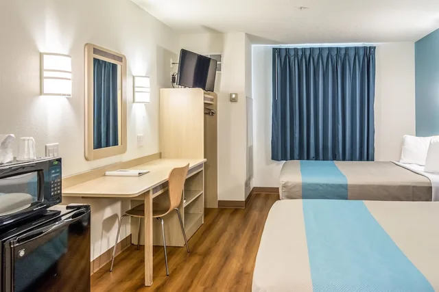 غرفة ديلوكس بسريرين كوين لذوي الإعاقة، Motel6 Lincoln City, OR 2/4