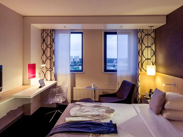 Guest Room, Classic, Mercure Amsterdam City Hotel 2/4