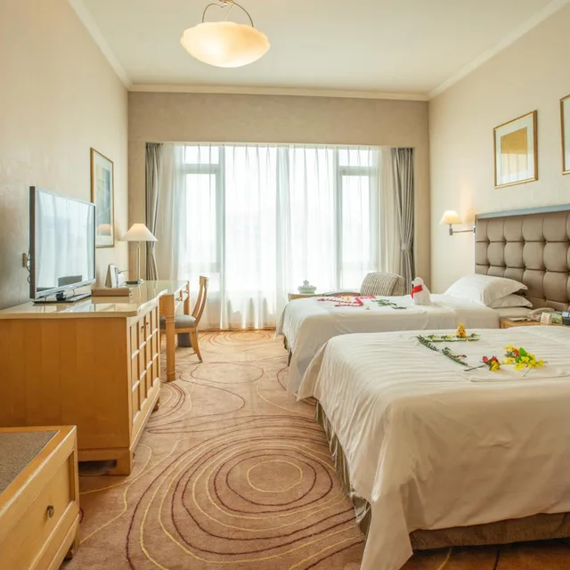 Premier, Twin Beds, Shantou Junhua Haiyi Hotel 6/9