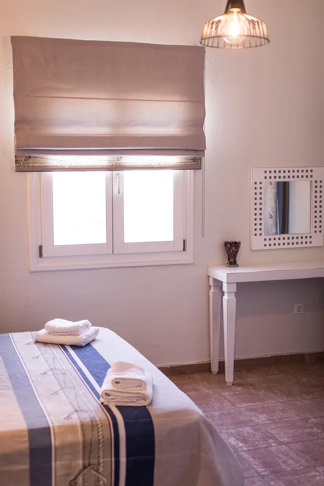 غرفة سوبيريور بسرير كوين بإطلالة جزئية على البحر، Villa Ilias 4/8