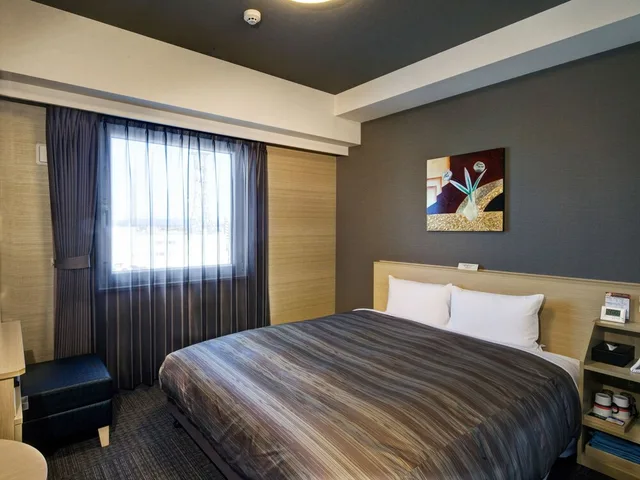 غرفة بسرير كوين للمدخنين، Hotel Route Inn Grand Muroran 1/2